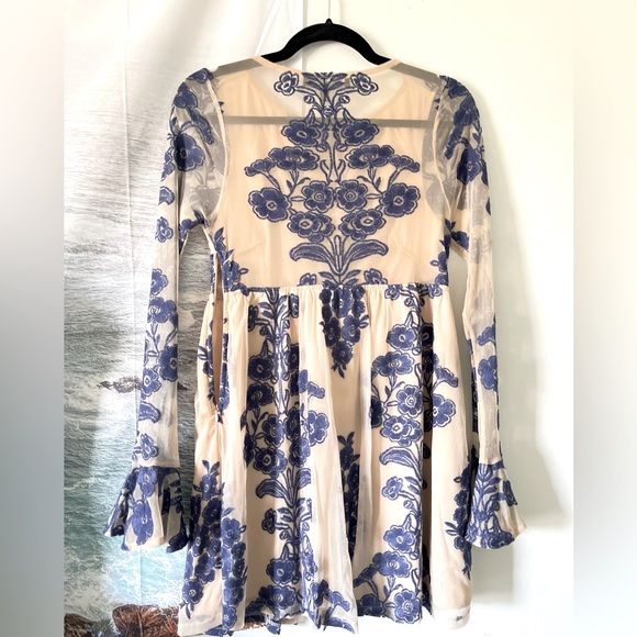 Free people Dress - like new - Picture 2 of 4